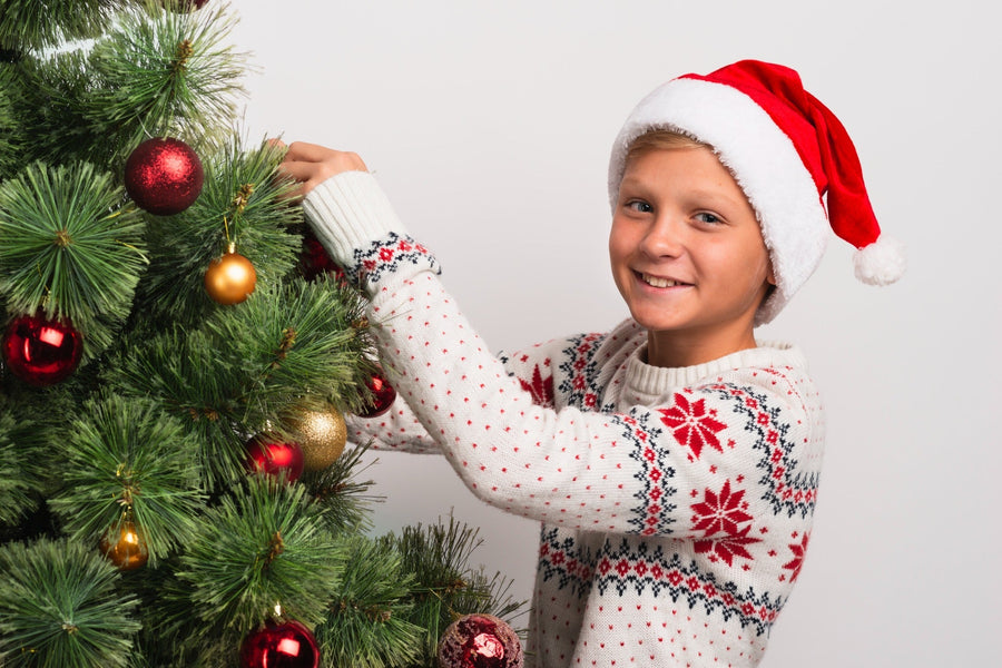 Mettre en forme son sapin de Noël artificiel : le guide