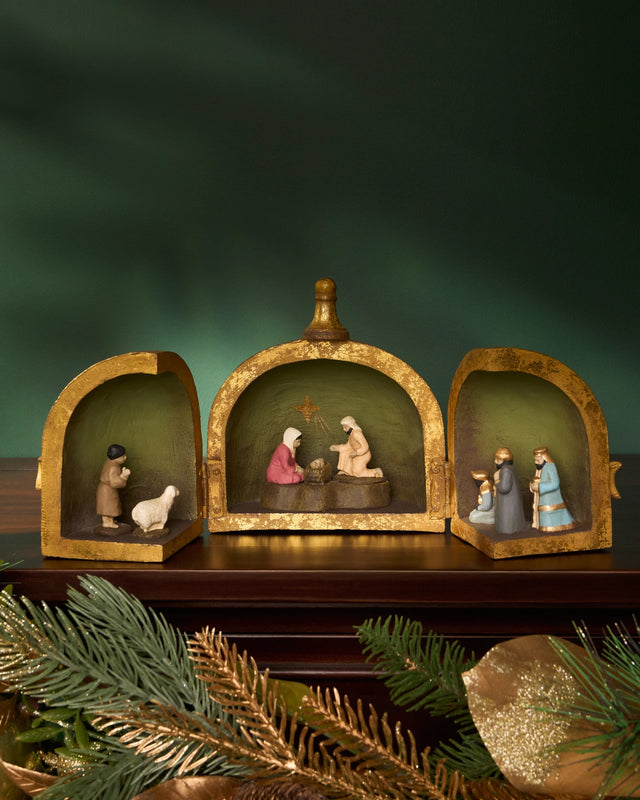 Crèche de Noël sous dôme, aspect vieilli
