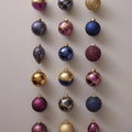 Collection de boules de Noël Améthyste et saphir